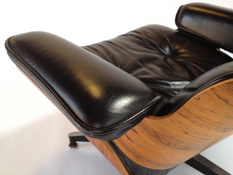 Vintage Herman Miller Rosewood Charles Eames 670/671 Lounge Chair and Ottoman 3