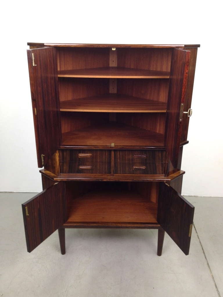 Exceptional Danish Modern Rosewood Corner Cabinet In Excellent Condition In Long Beach, CA