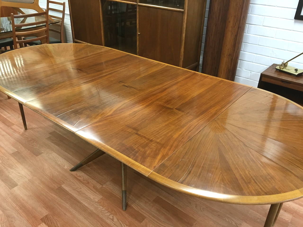 Mid-20th Century Sculptural Dining Table with Three Leaves by Melchiorre Bega