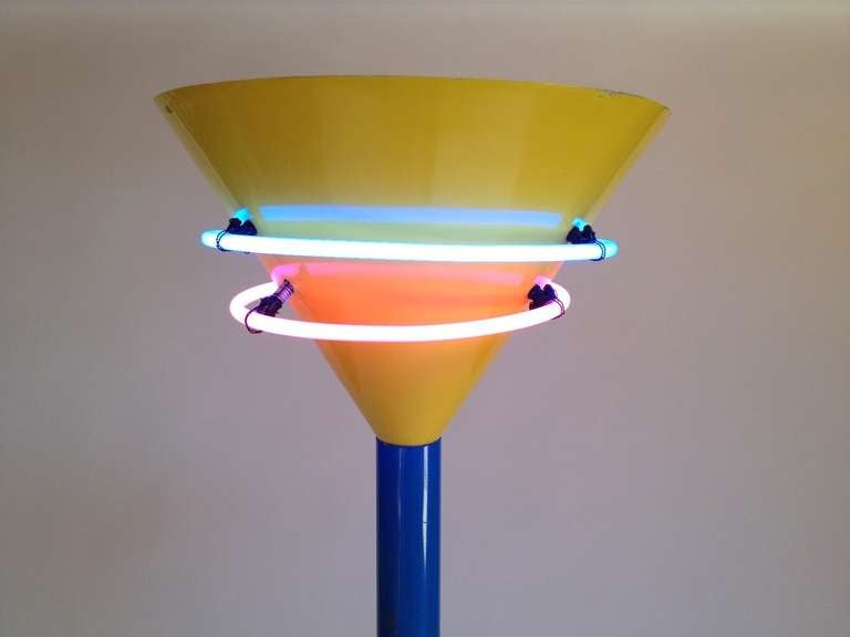 Vintage Memphis Style Halogen and Neon Floor Lamp In Good Condition In Long Beach, CA
