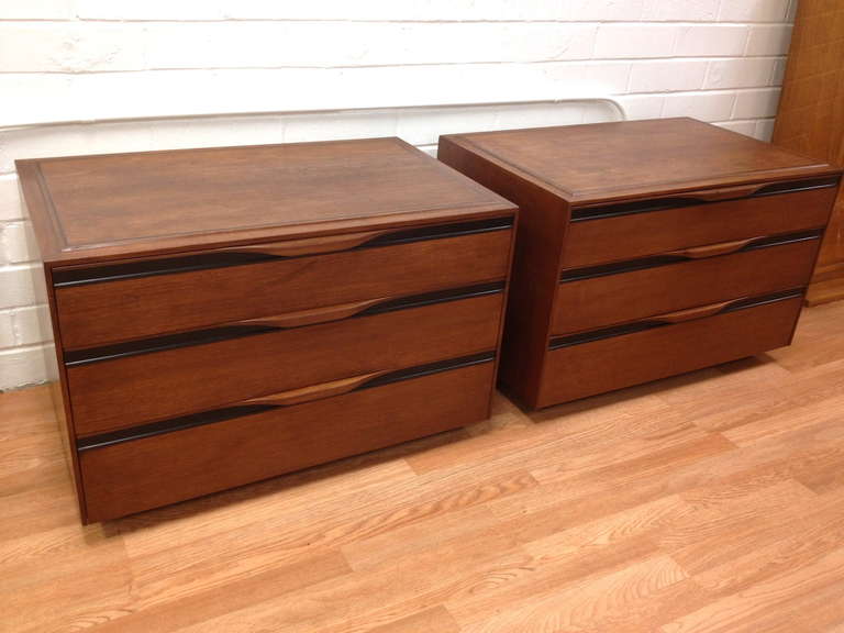 Mid-20th Century Pair of Danish Modern Walnut Nightstands or Chests by Glenn of California
