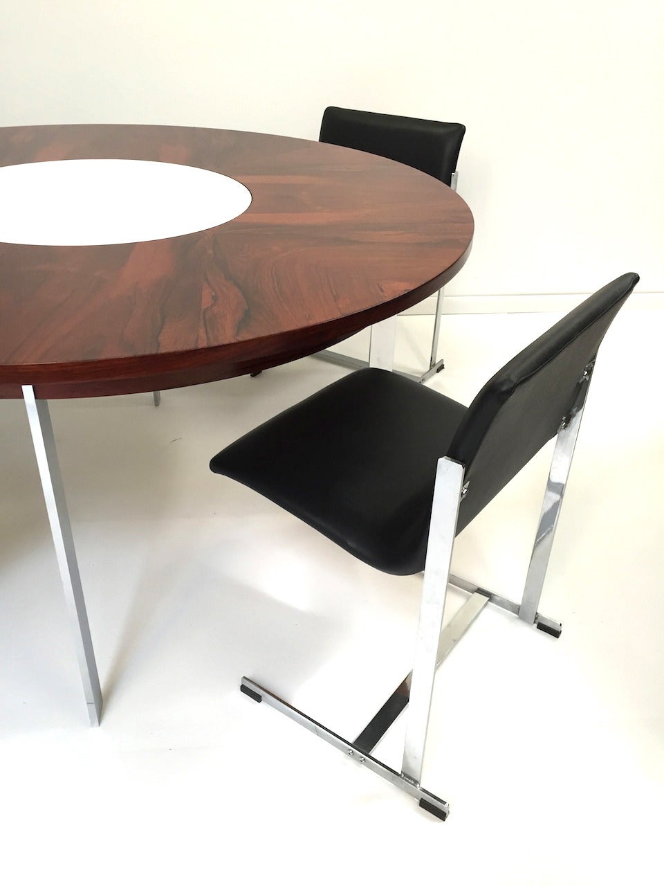 Merrow Associates Lazy Susan Dining Table, Four Cantilevered Chrome Chairs In Excellent Condition In Long Beach, CA