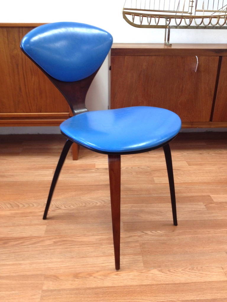 Mid-20th Century Set of Four Norman Cherner Plycraft Dining Chairs