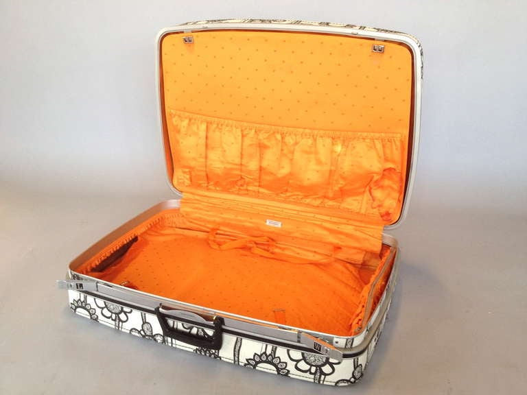 1960's Mod 4 Piece Luggage Suitcase Set by Marimekko for Samsonite In Good Condition In Long Beach, CA