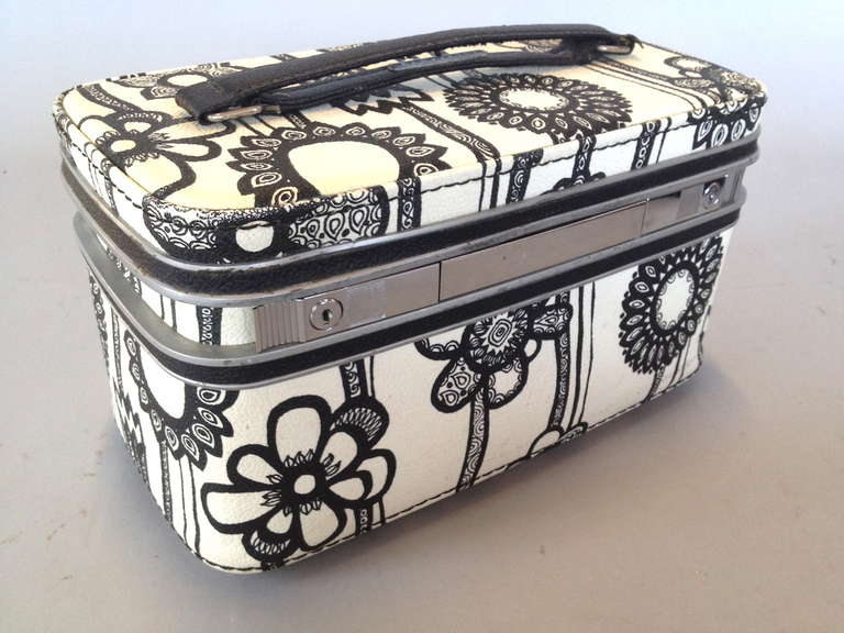 1960's Mod 4 Piece Luggage Suitcase Set by Marimekko for Samsonite 2