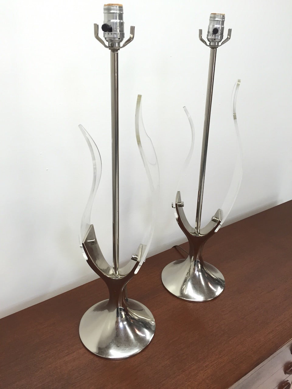 Exceptional Pair of Chrome and Lucite Table Lamps by Laurel Lamp Co. For Sale 1