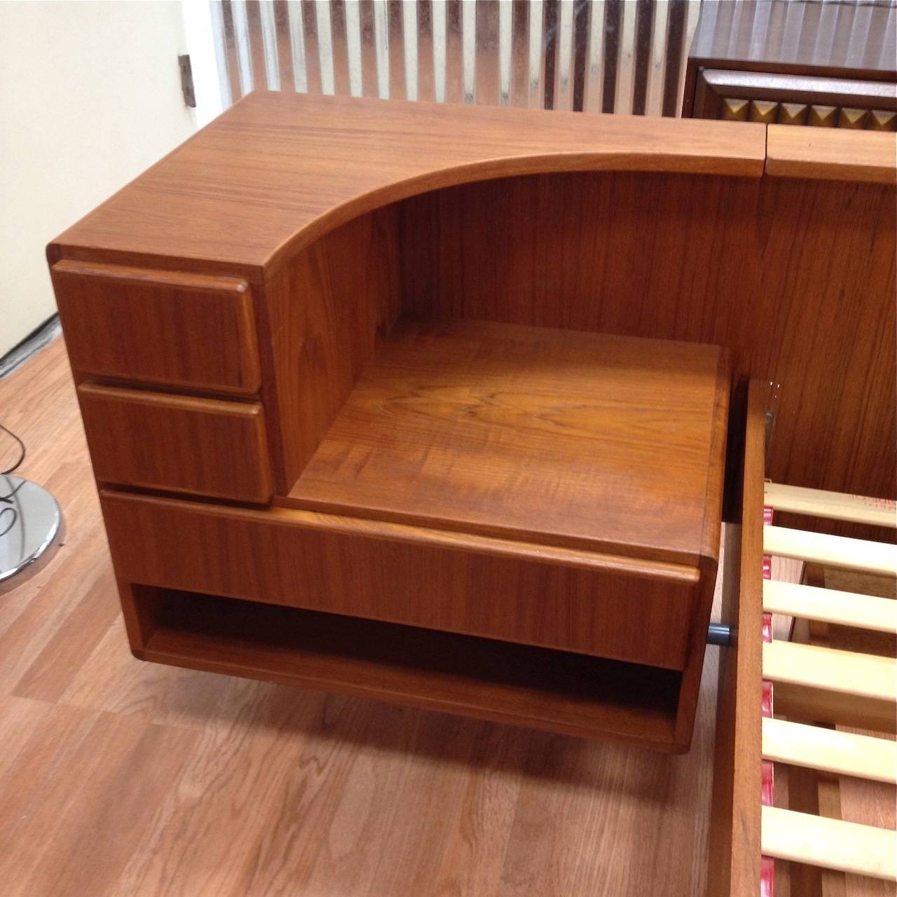 Late 20th Century Danish Modern Teak California King Size Platform Bed w/ Floating Nightands