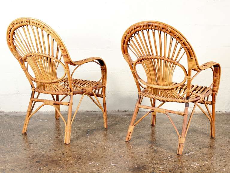 Mid-20th Century Pair of Rattan Chairs in the Manner of Franco Albini