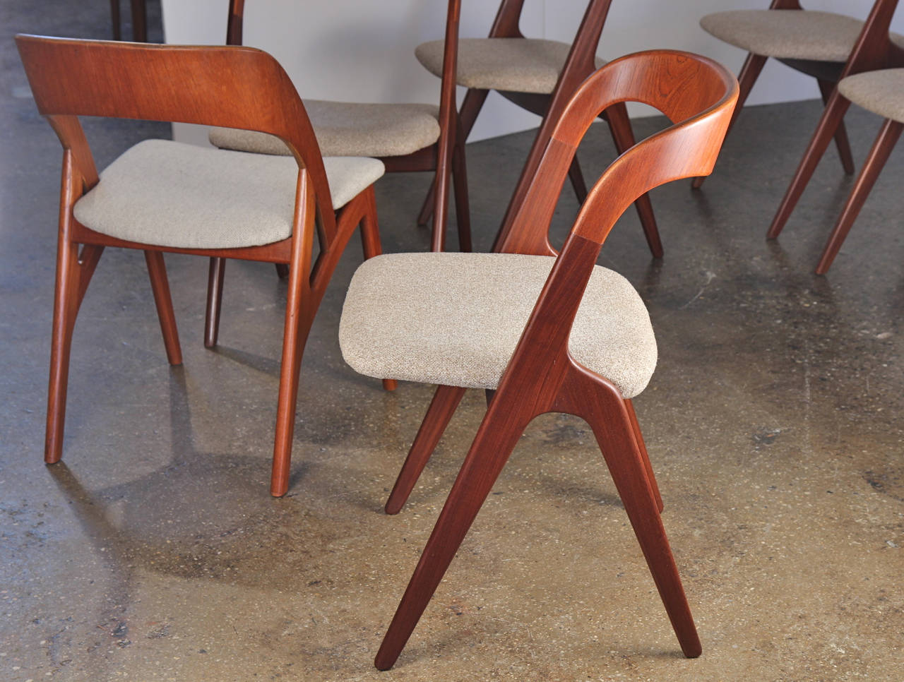 Scandinavian Teak Dining Chairs In Excellent Condition In Brooklyn, NY
