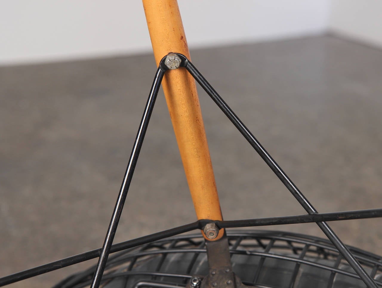 Early Eames PKW Wire Chair for Herman Miller 3