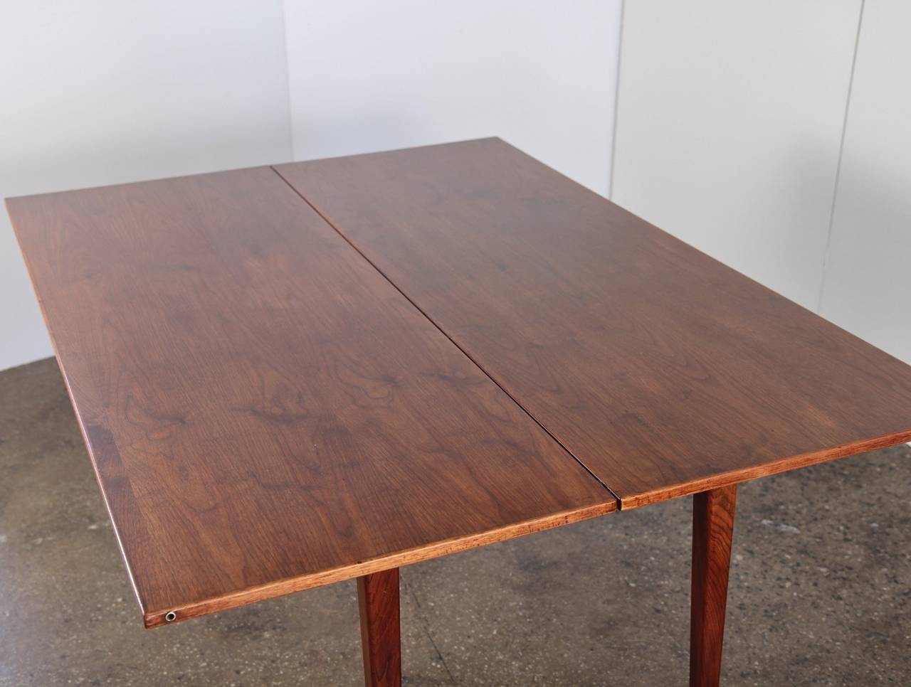 jens risom dining table