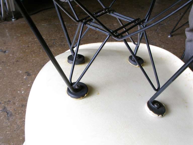 Six 1950s Eames Eiffel Shell Chairs 2