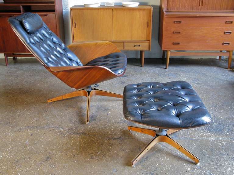 Plycraft Lounge Chair And Ottoman By George Mulhauser At 1stdibs 1960s Lounge Chair Designed By George Mulhauser For Plycraft Molded Walnut S Wraps Around On