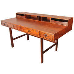 Flip-Top-Schreibtisch aus Nussbaumholz von Peter Lovig Nielsen
