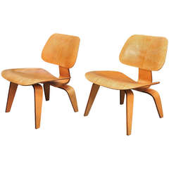 Pair of LCW Chairs by Charles and Ray Eames for Herman Miller