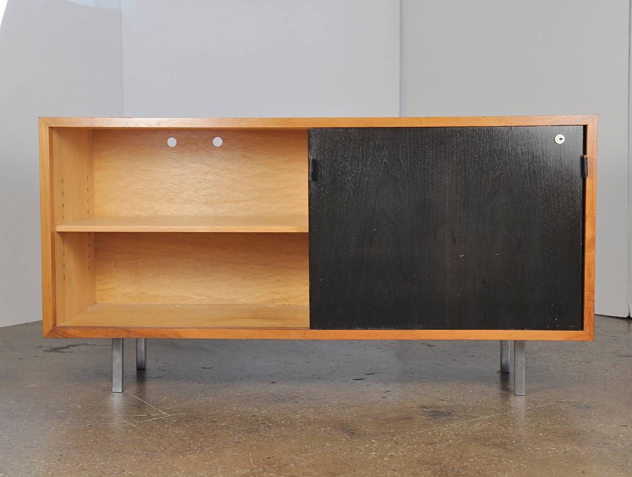 Small 1950s Florence Knoll Walnut Credenza Cabinet In Excellent Condition In Brooklyn, NY