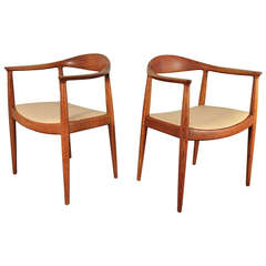 Pair of 1950s Round Chairs by Hans Wegner