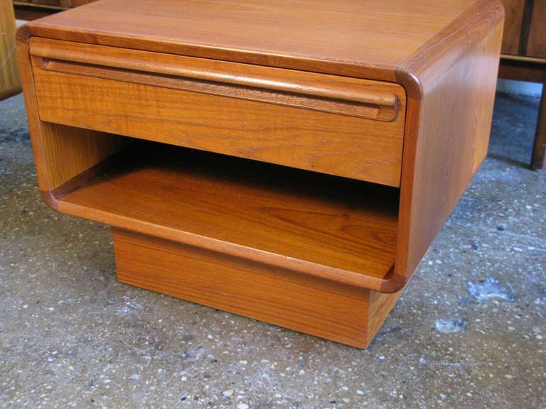Danish Modern Teak Nightstands at 1stdibs