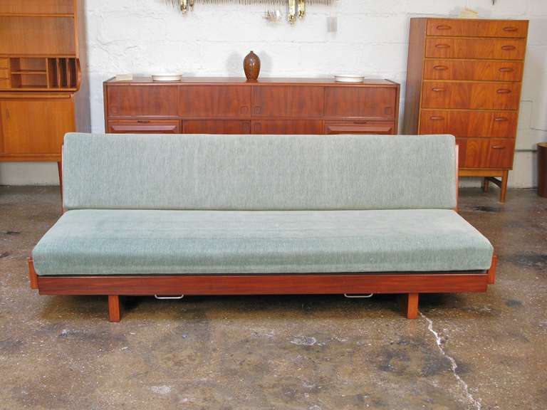 Hans Wegner for Getama Double Daybed In Excellent Condition In Brooklyn, NY