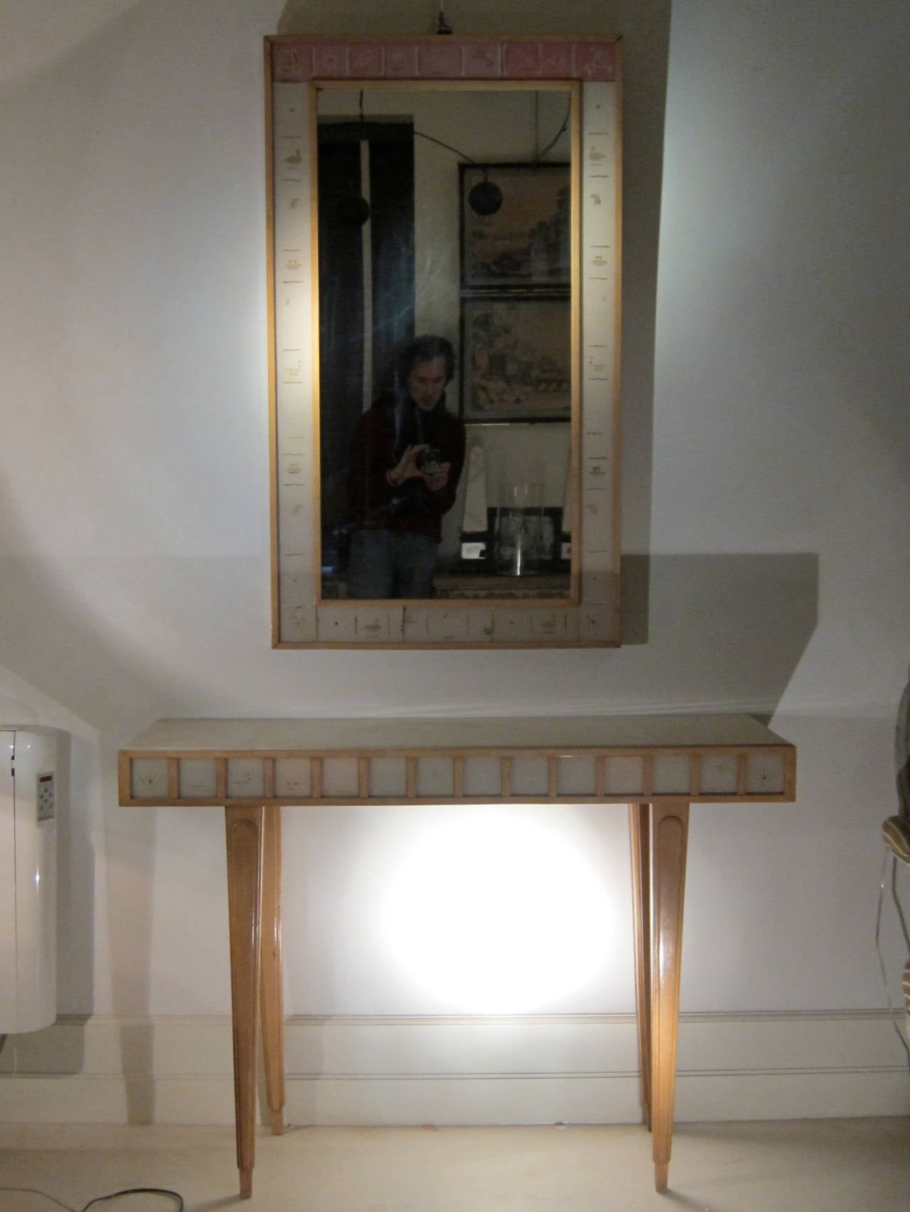 An italian console with mirror. Italy 40'