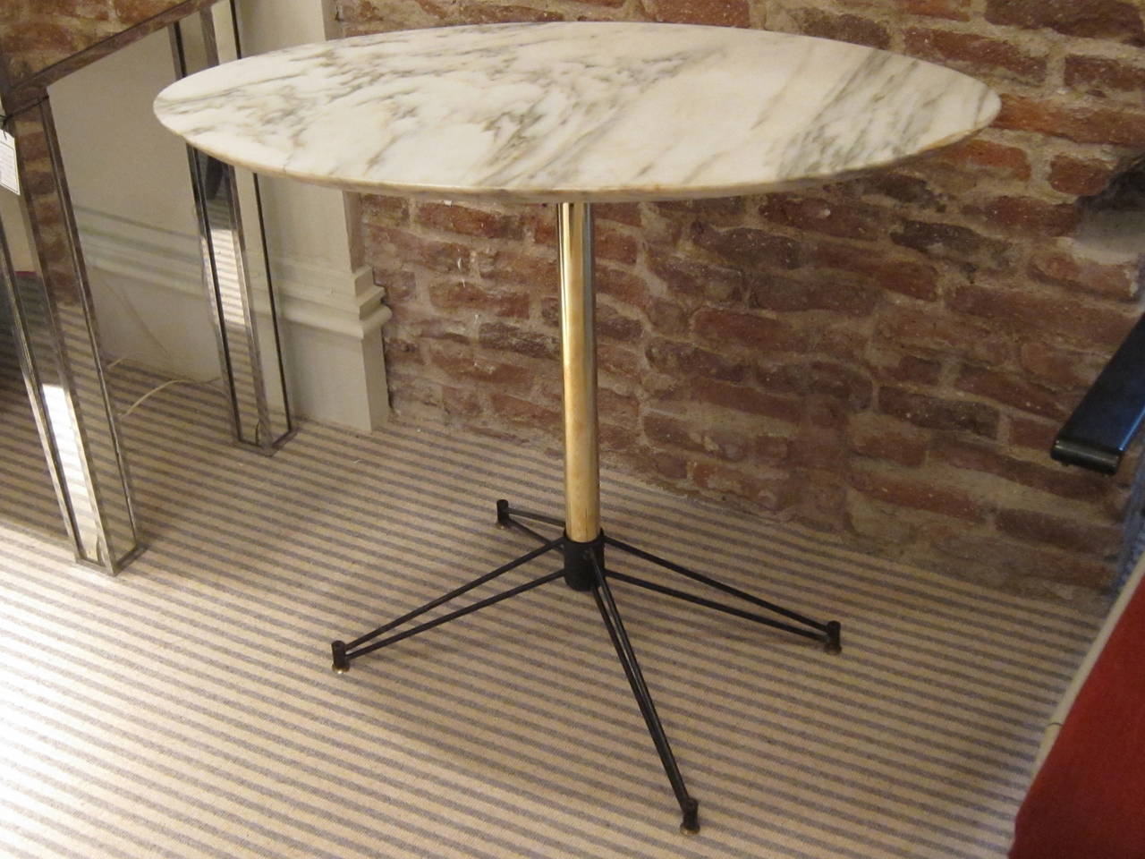 Mid-20th Century Brass, Iron and Carrara Marble-Top Oval Table, 