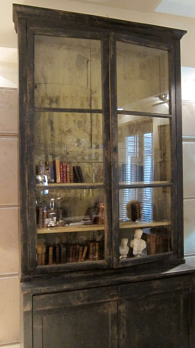 A black lacquered walnut bookcase. Provenza. Francia XIXth 3