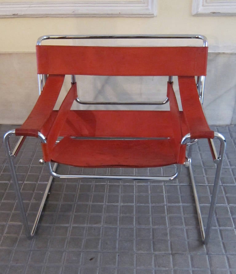 Marcel Breuer Pair of Wassily Red Leather Chairs, Italy, 1970 In Excellent Condition For Sale In Madrid, ES