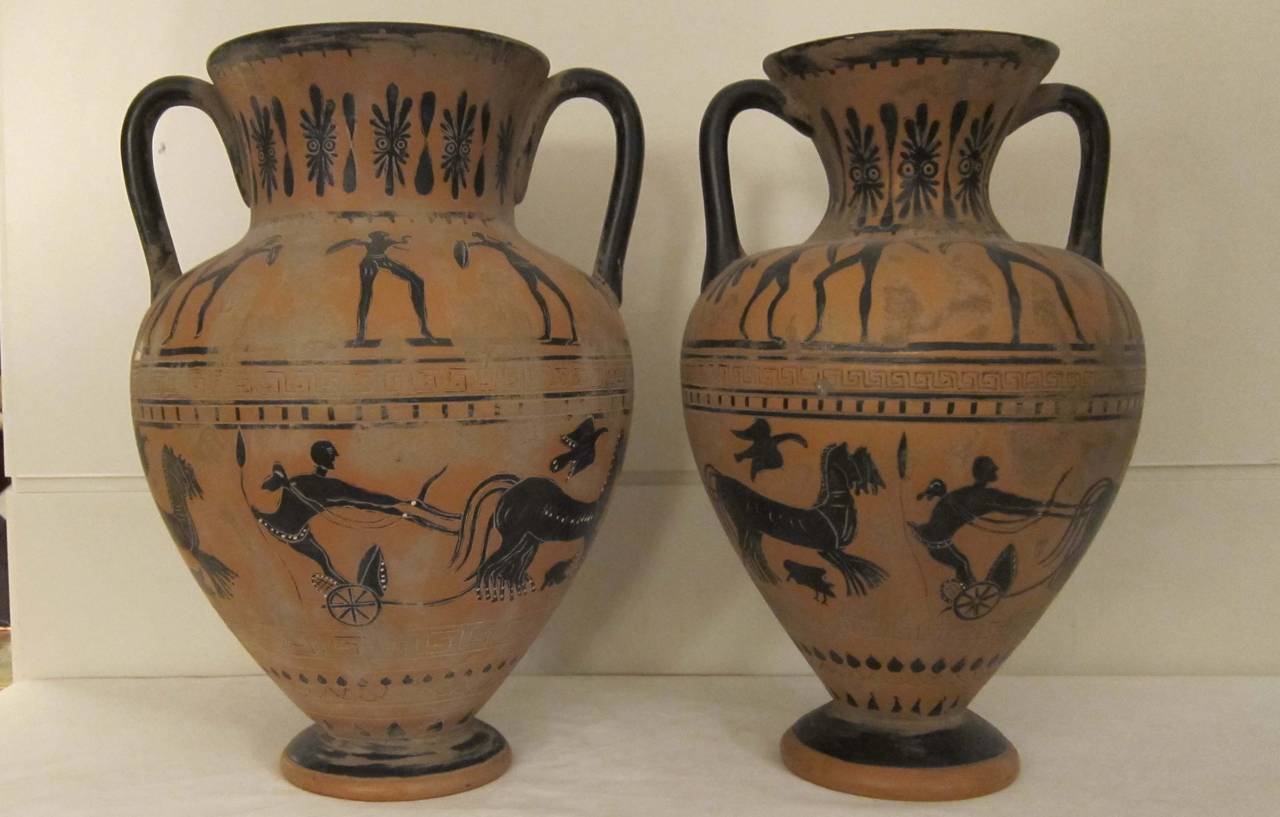 Pair of etruscan terracotta vases. Italy XIXth century In Excellent Condition In Madrid, ES