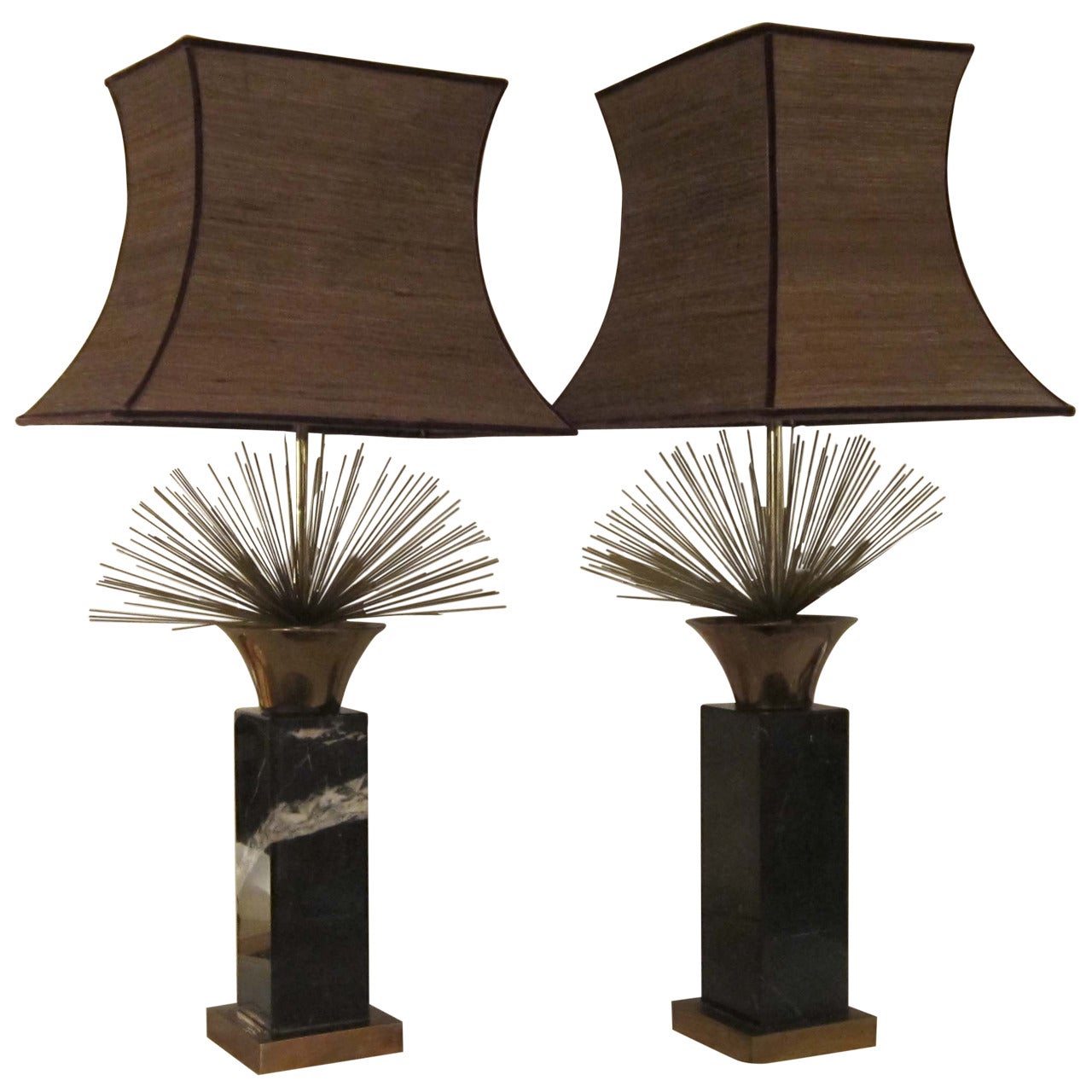 "Marquina" marble and brass pair of table lamps. Spain 70' For Sale