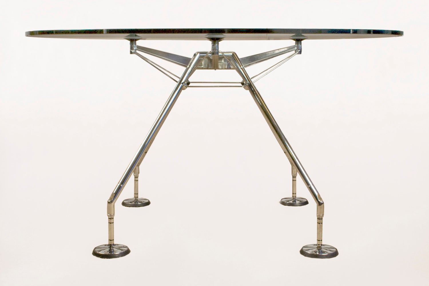 Nomos table by Sir Norman Foster For Sale
