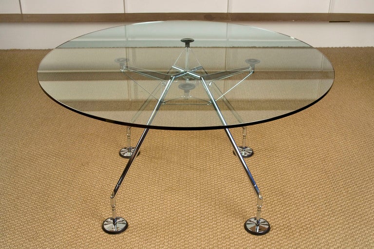 Italian Nomos table by Sir Norman Foster For Sale