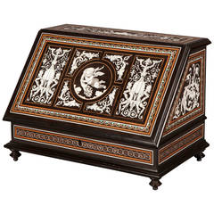19th Century Italian Stationary Box in the Renaissance Revival Stye 11