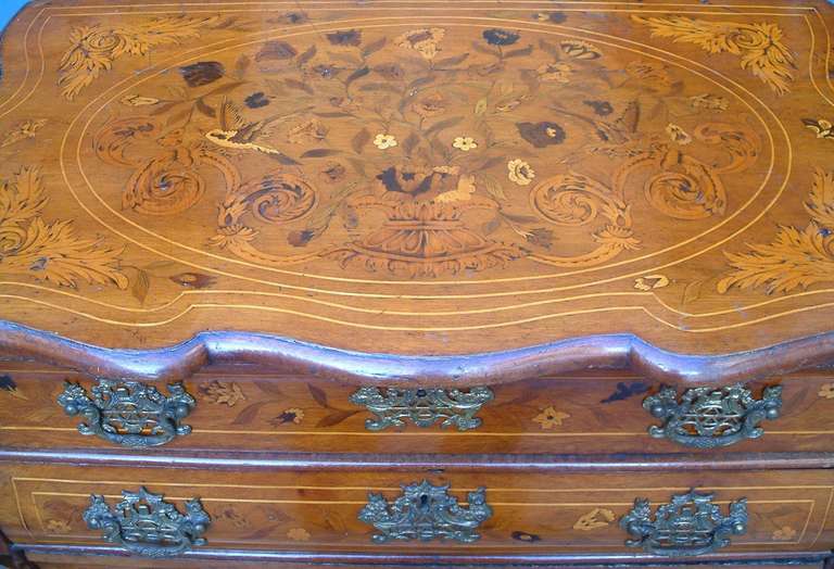 dutch chest of drawers