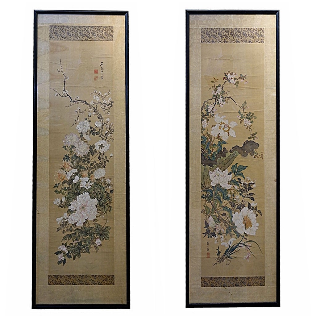 18th Century Pair of Chinese Paintings on Silk