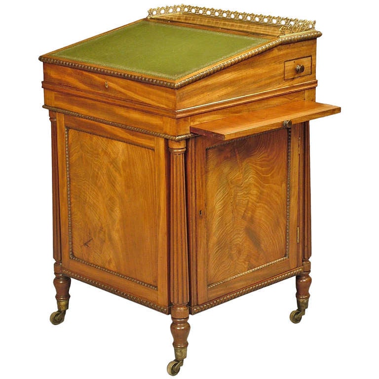 Period Mahogany Davenport Desk with Green Leather Writing