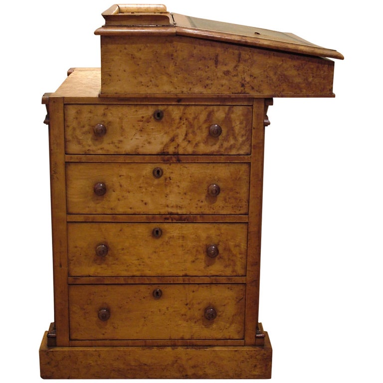 English Maple Davenport Desk of the Late Georgian Period For Sale