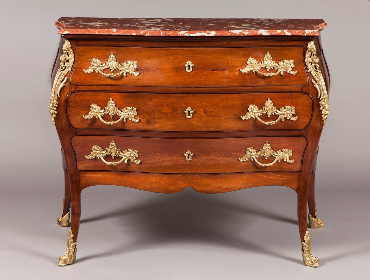 Pair of French 19th Century Mahogany, Gilt and Red Marble Chest of Drawers In Excellent Condition For Sale In London, GB