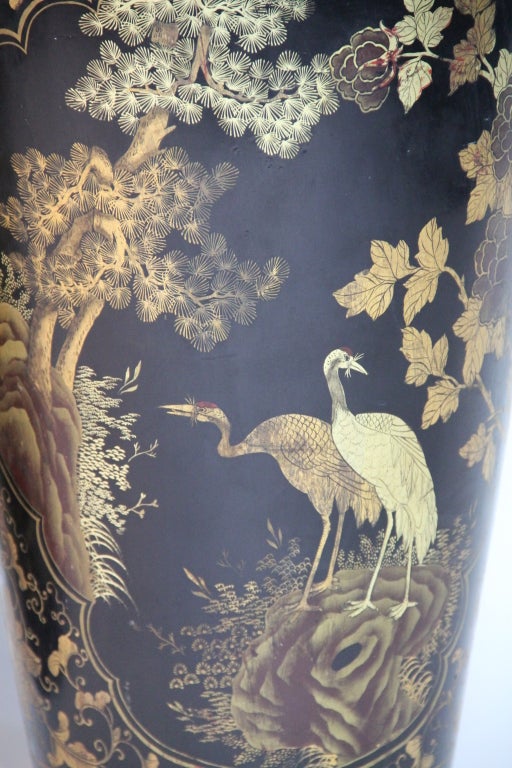 Chinese Black Lacquer & Gold Decoration Papier-Mâché Vases In Good Condition For Sale In Madrid, ES