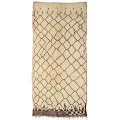 Exhibition: ACHROME - Mid Century Modern Berber Carpets 3