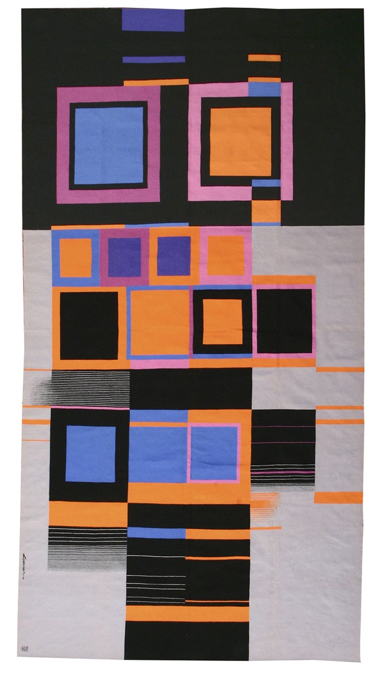 Born in Switzerland in 1917, Claude Loewer was one of the main artists who translated the language of abstract painting to that of textile art. His work is present in numerous private and public collections, among which the Centre National d'Art