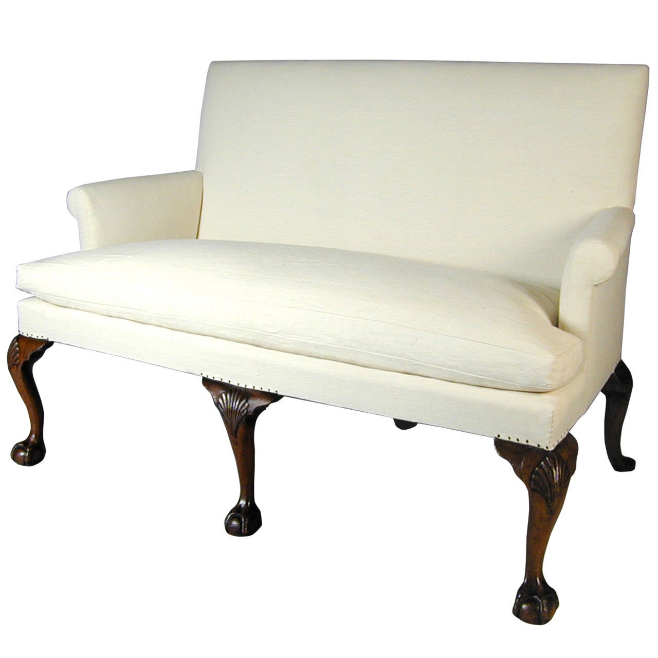 Walnut Settee with Shell-Carved Cabriole Legs with Claw and Ball Feet For Sale