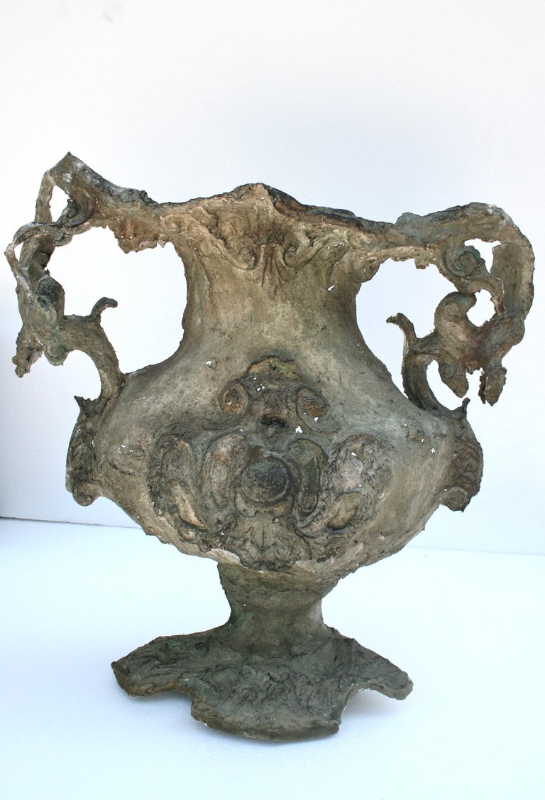 19th c. Italian vase in paper mache