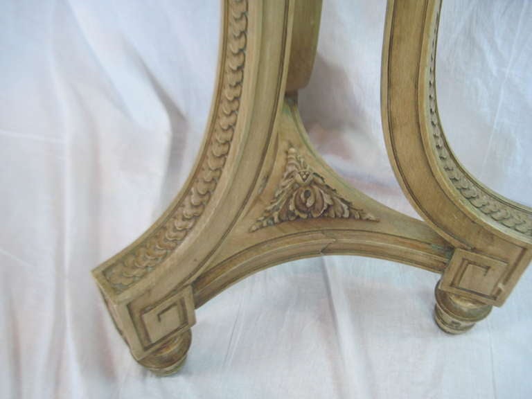 Victorian Standing Tri-Fold Mirror  SATURDAY SALE In Good Condition For Sale In West Palm beach, FL