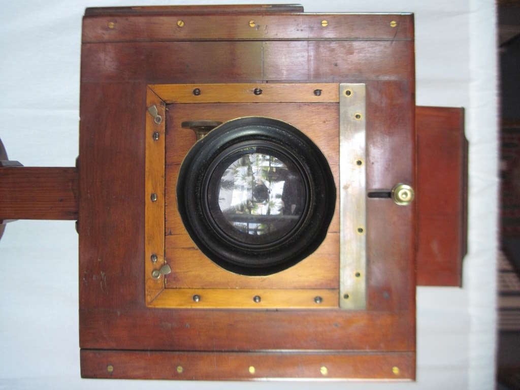 Antique Wood and Brass Camera by W. Morely, London SATURDAY SALE For Sale 2