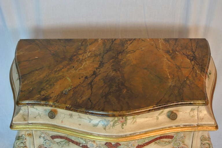 1920's Painted Italian Chest of Drawers SATURDAY SALE In Good Condition For Sale In West Palm beach, FL