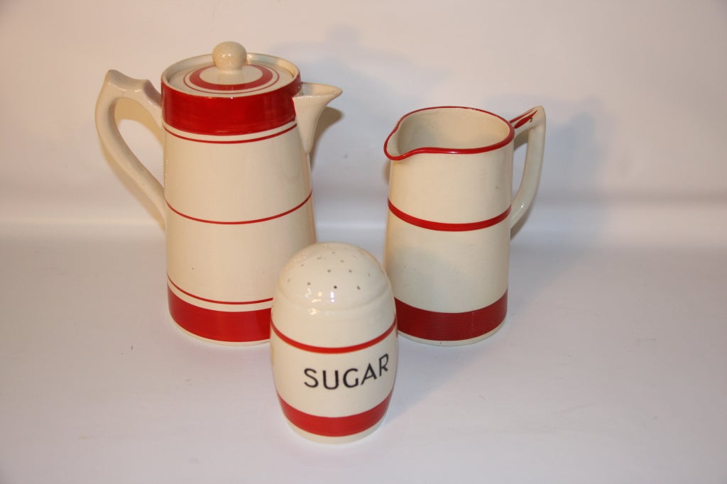 Red and White English Kleen Kitchen Ware by Sadler SATURDAY SALE In Good Condition For Sale In West Palm beach, FL
