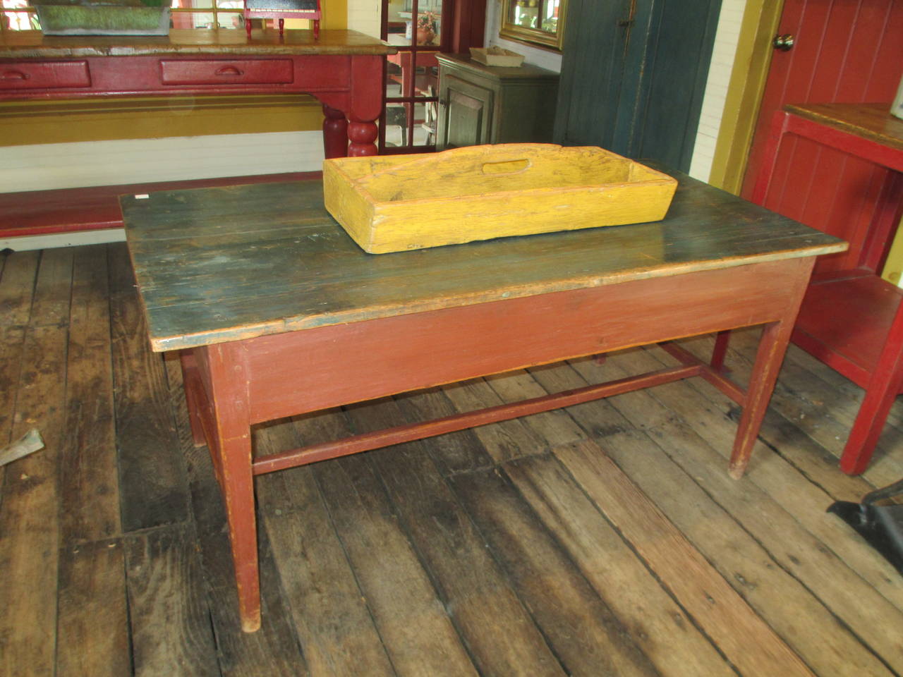 Early Farm Work Table From Quebec In Fair Condition For Sale In Woodbury, CT
