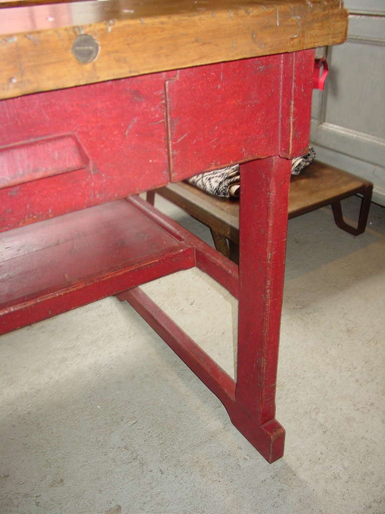WorkBench / Counter  In Good Condition For Sale In Woodbury, CT