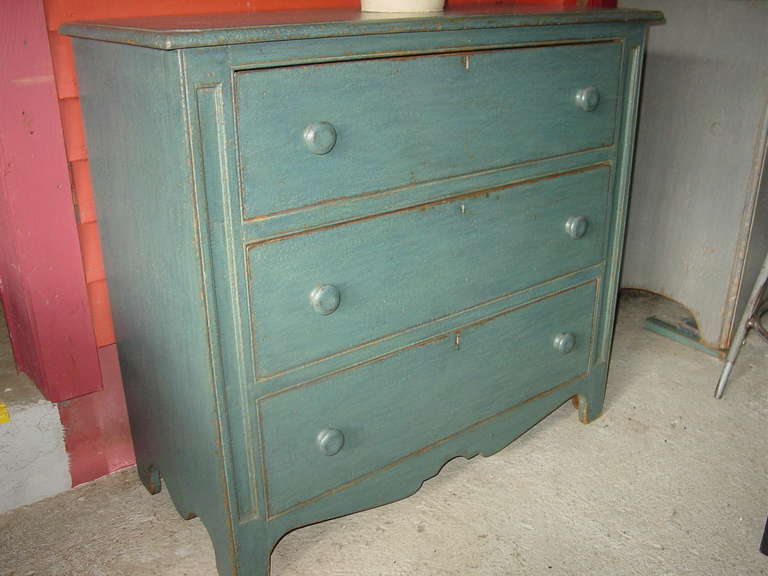 French Provincial Three Drawer Small Dresser