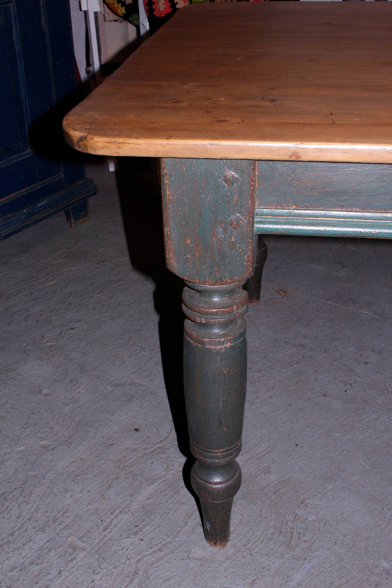 20th Century Typical Farm Table from Quebec For Sale